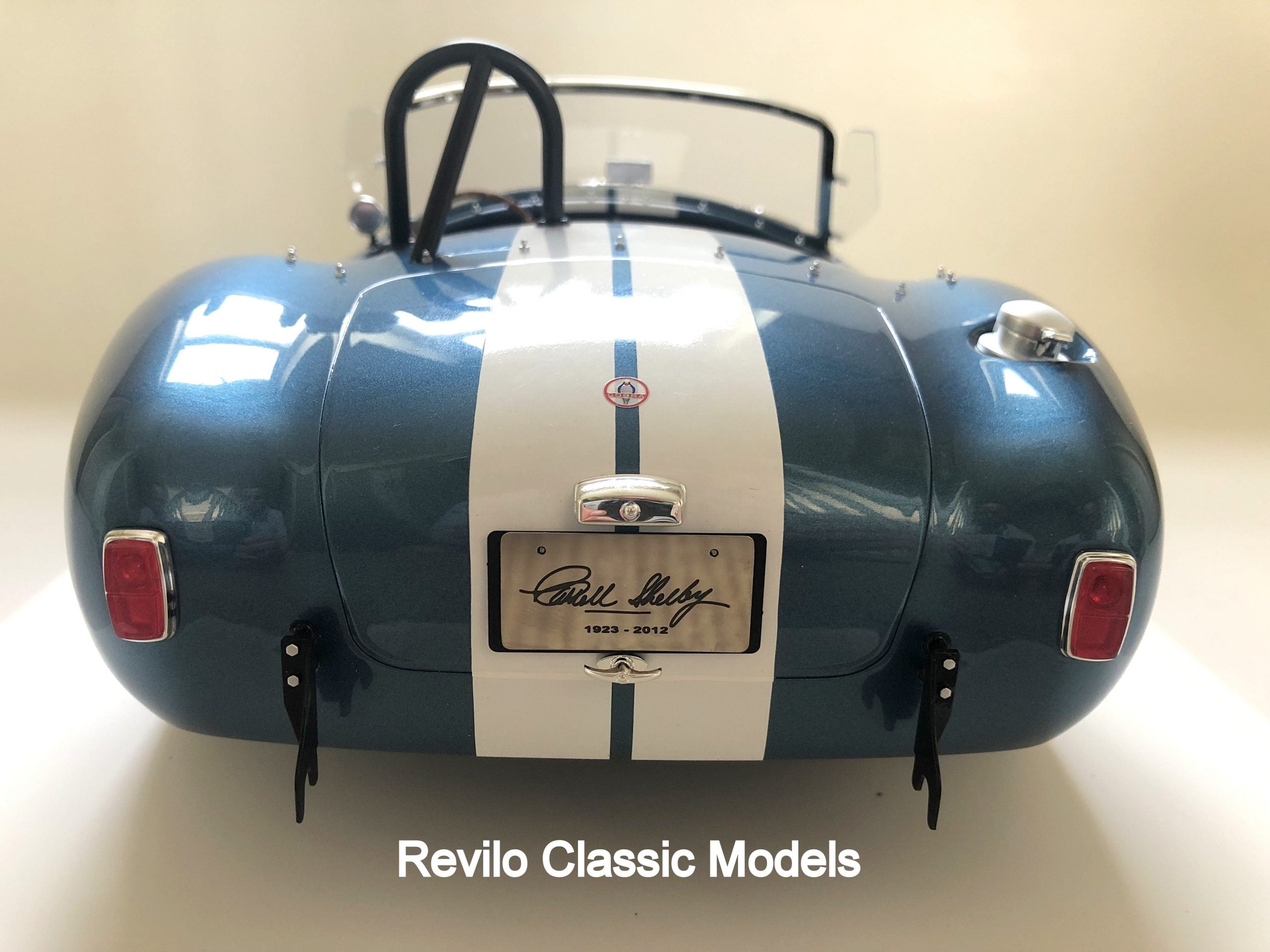 AC Cobra 427 Shelby 1:8 scale by K. Schmidt