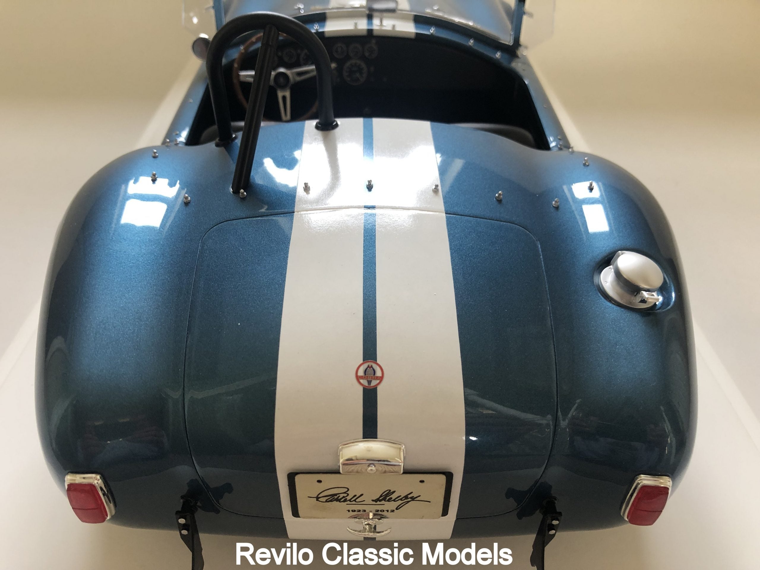 AC Cobra 427 Shelby 1:8 scale by K. Schmidt