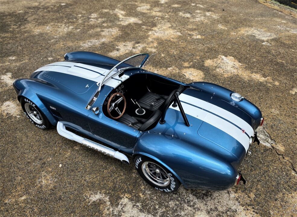 AC Cobra 427 Shelby 1:8 scale by K. Schmidt