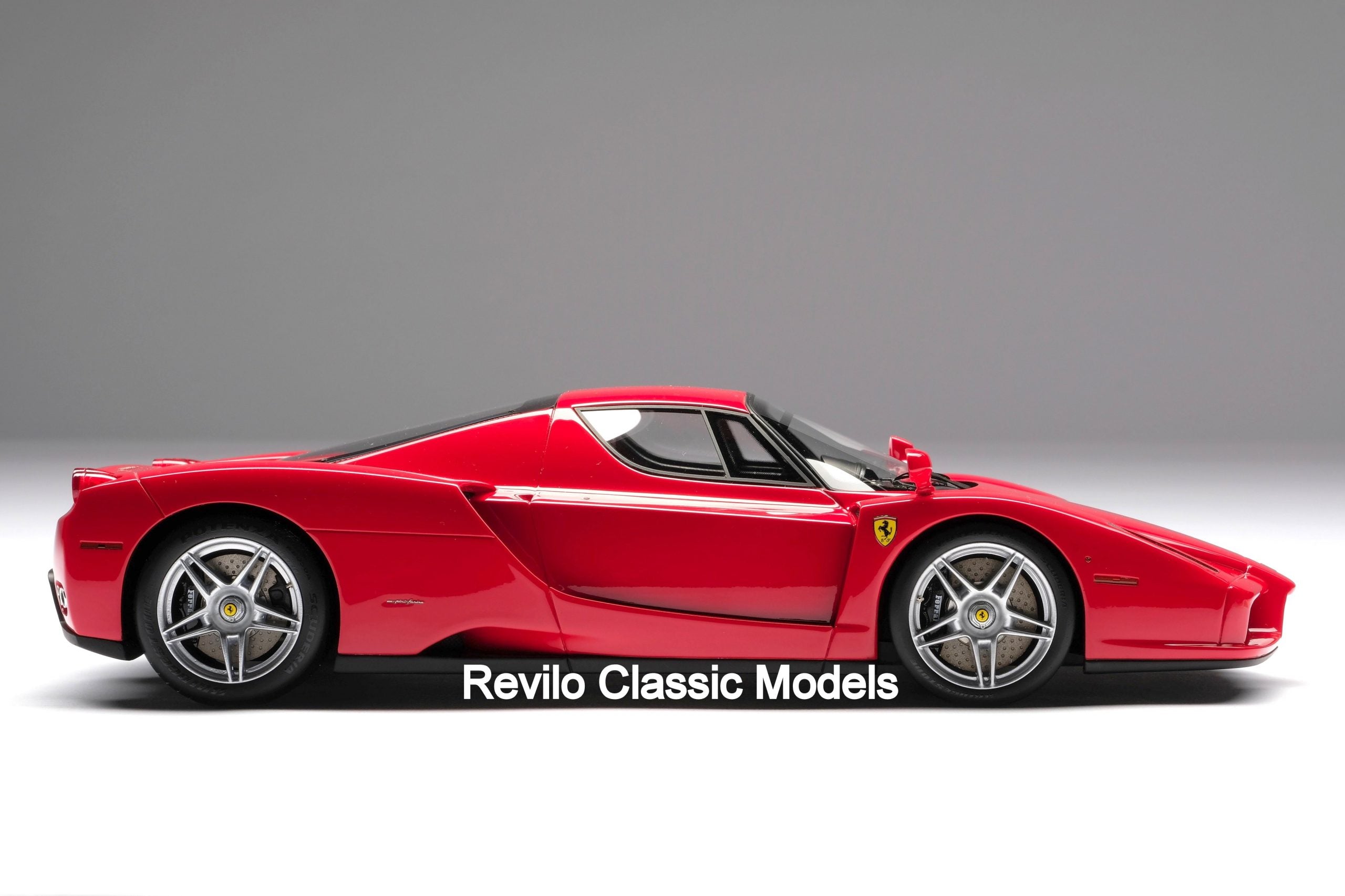 Amalgama Ferrari Enzo escala 1:18