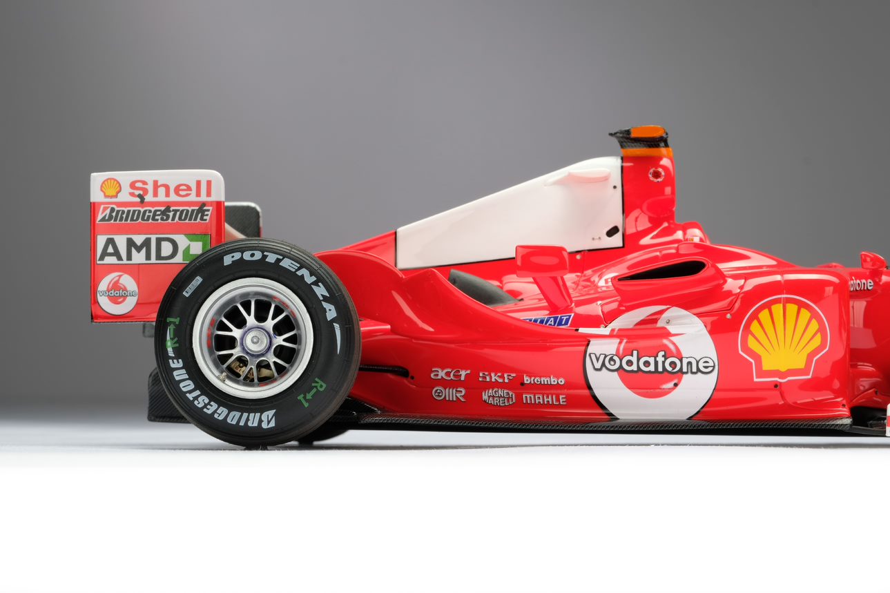 Amalgama escala 1:18 Ferrari F2004 Michael Schumacher