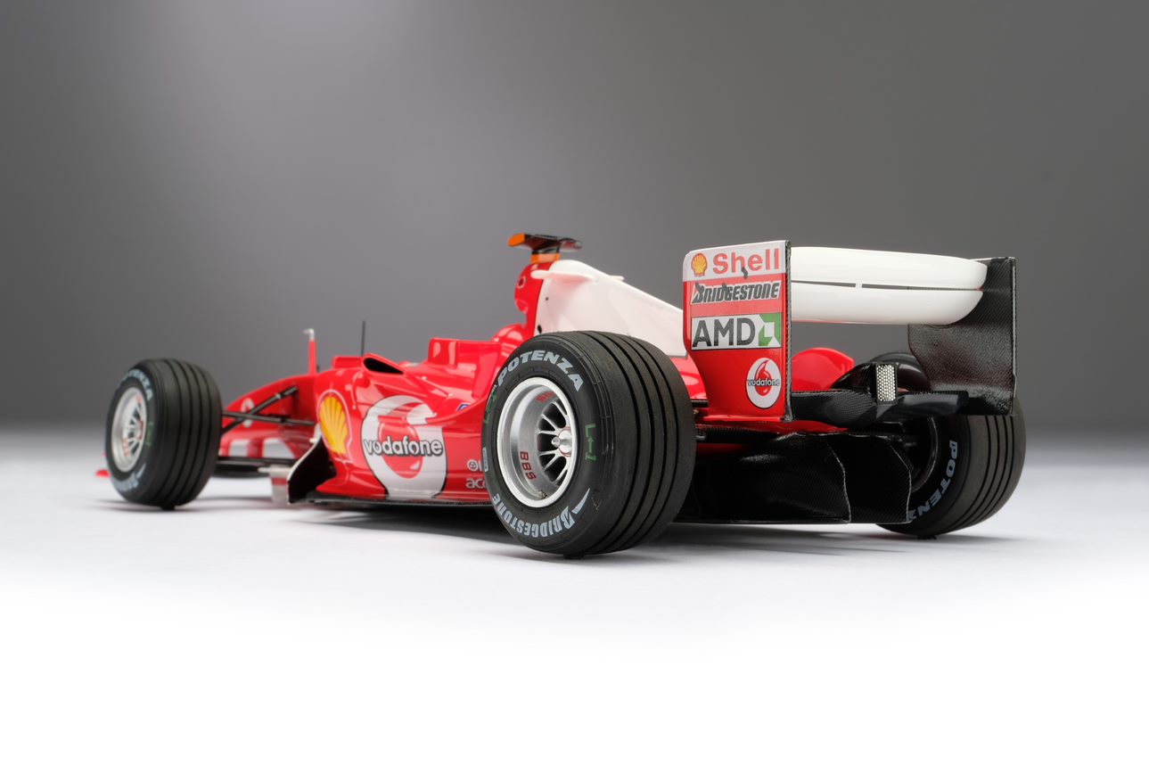 Amalgama escala 1:18 Ferrari F2004 Michael Schumacher