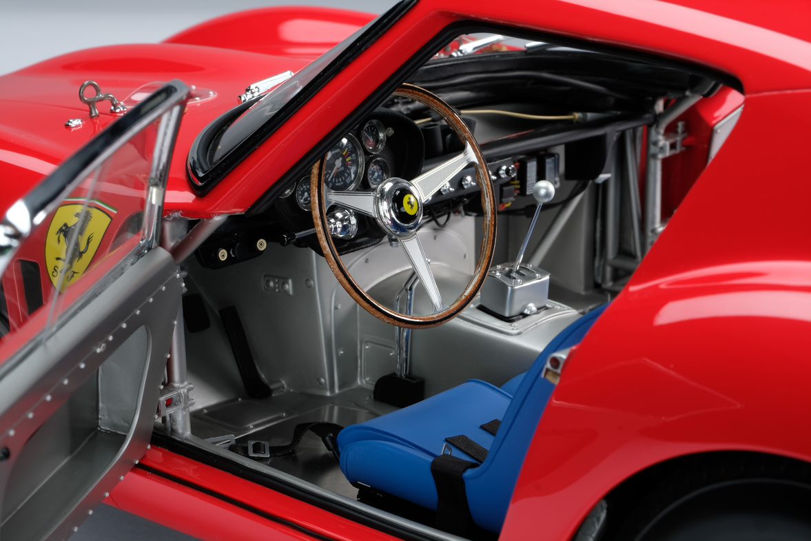 Amalgam 1:8 scale Ferrari 250 GTO – Revilo Model Cars