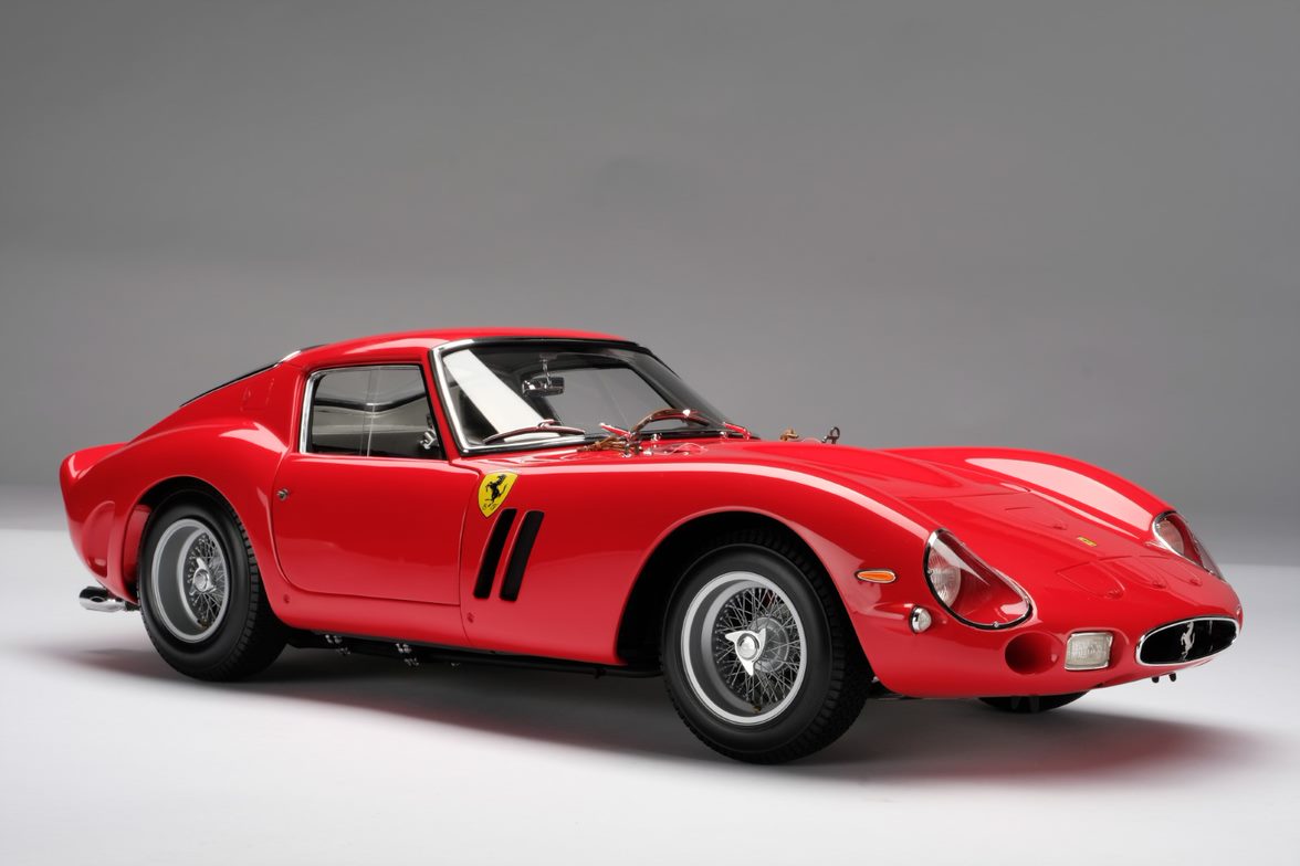 Amalgama escala 1:8 Ferrari 250 GTO