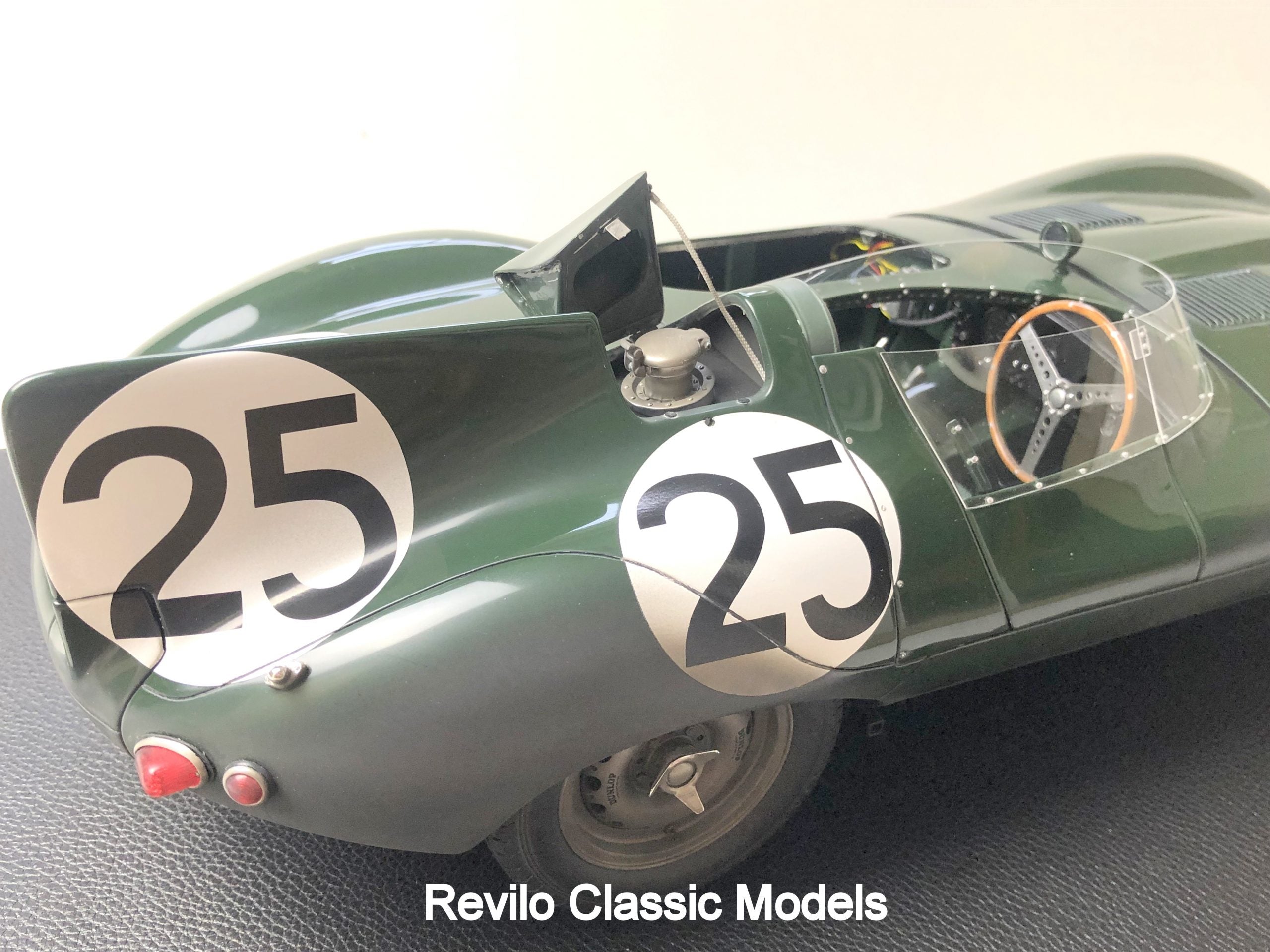 Amalgam 1:8 scale 1956 Jaguar D Type #25 SOLD