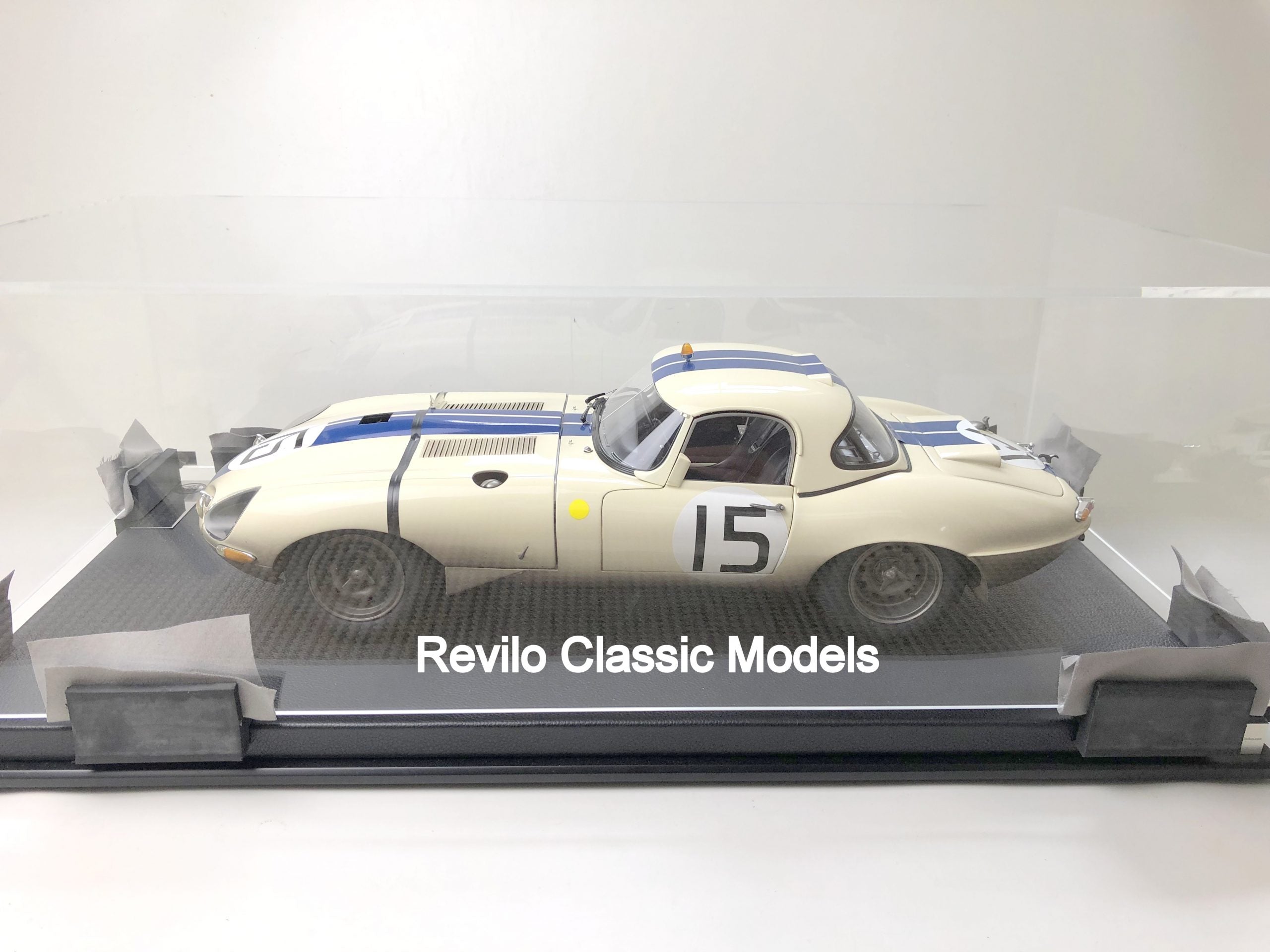 Amalgama escala 1:8 1963 Jaguar E Type #15 Le Mans