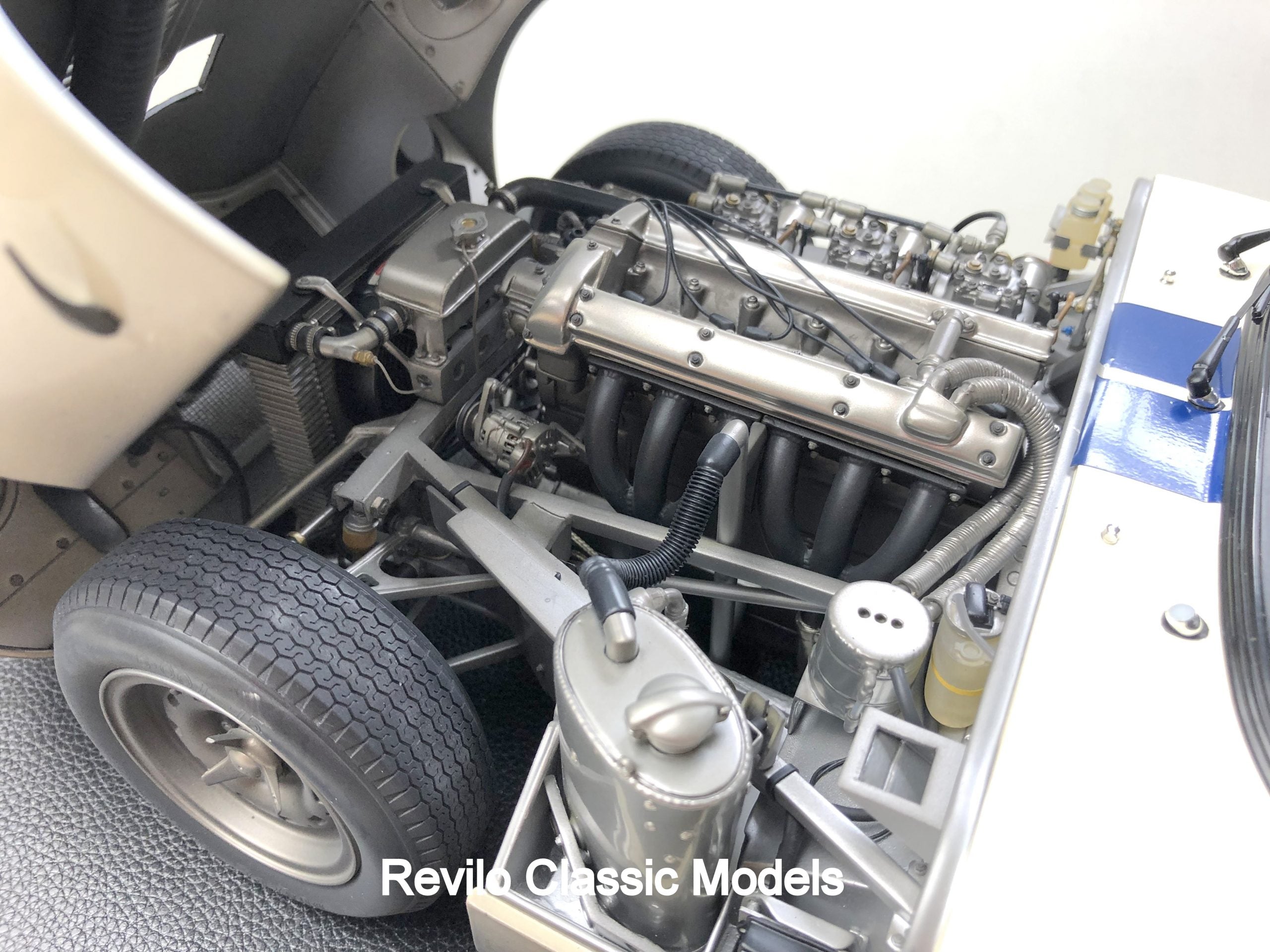 Amalgama escala 1:8 1963 Jaguar E Type #15 Le Mans