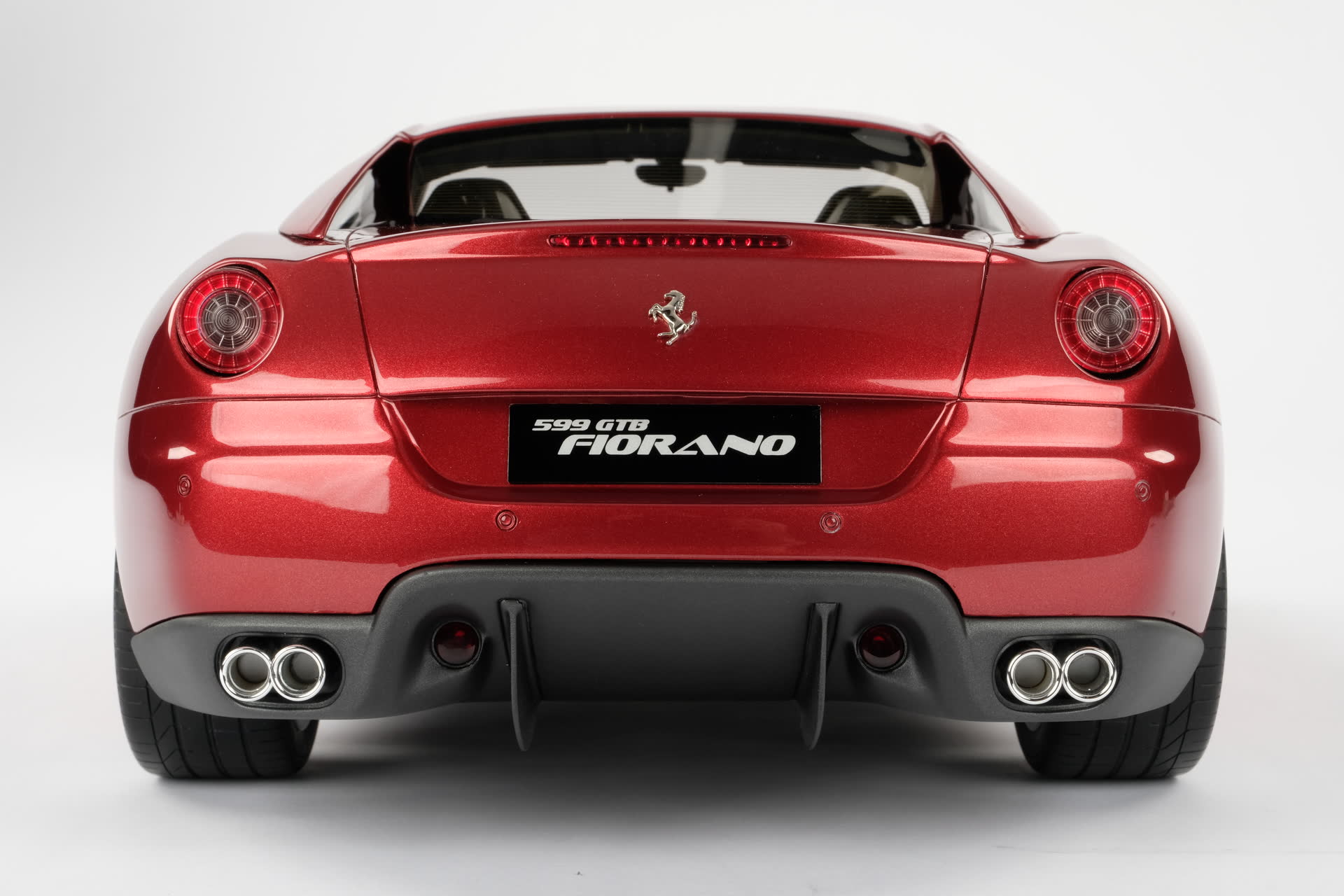 Amalgama escala 1:8 Ferrari 599