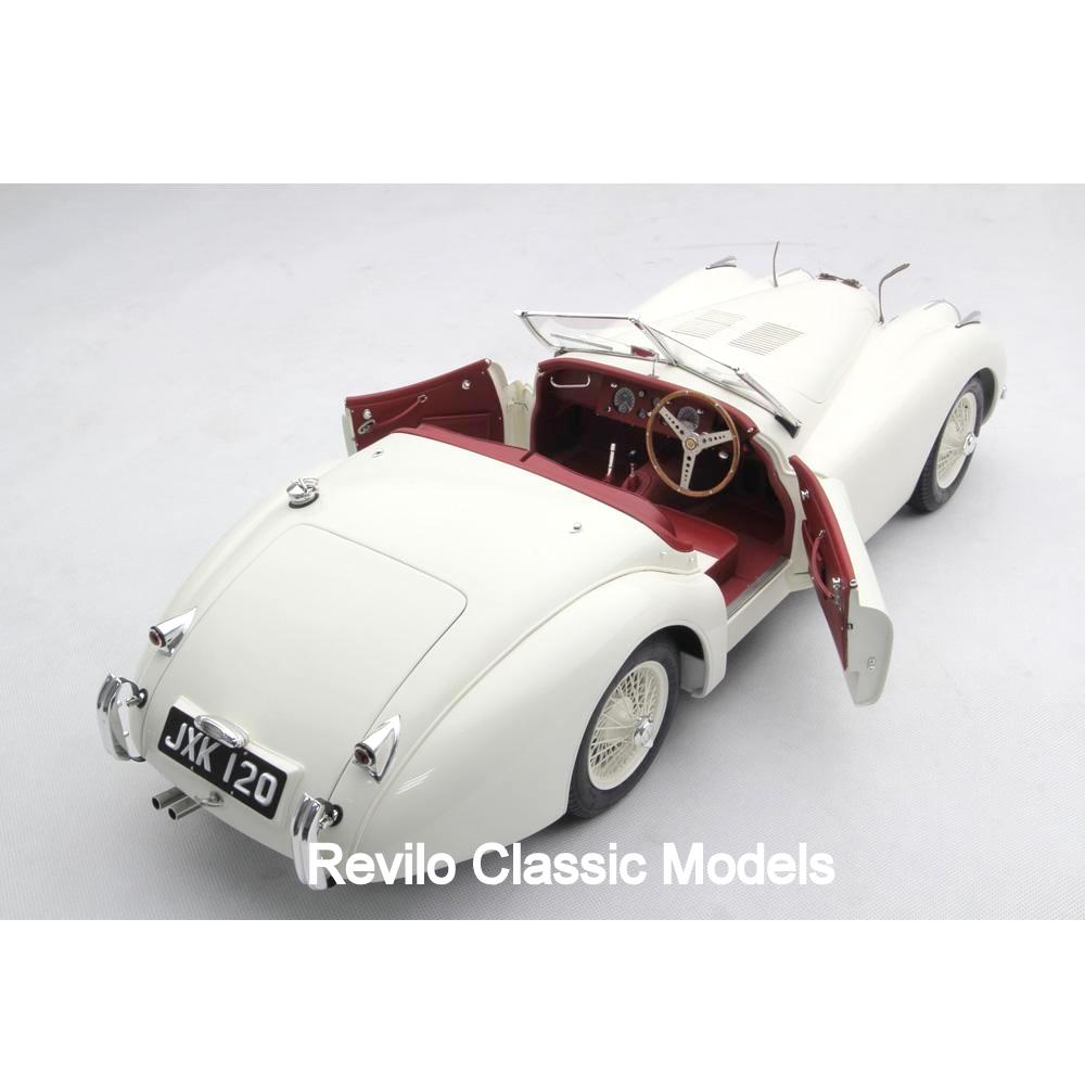 Amalgam 1:8 scale Jaguar XK120