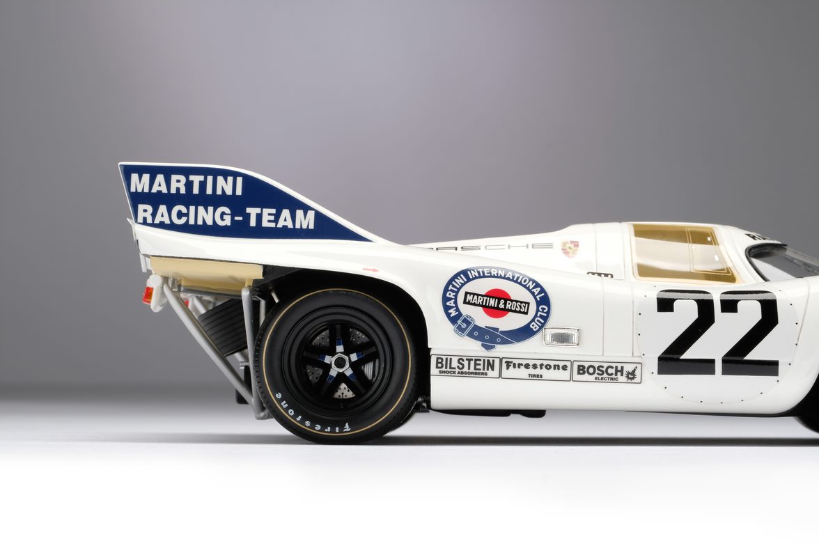 Amalgam 1:18 scale Porsche 917K #22 1971 Le Mans winner