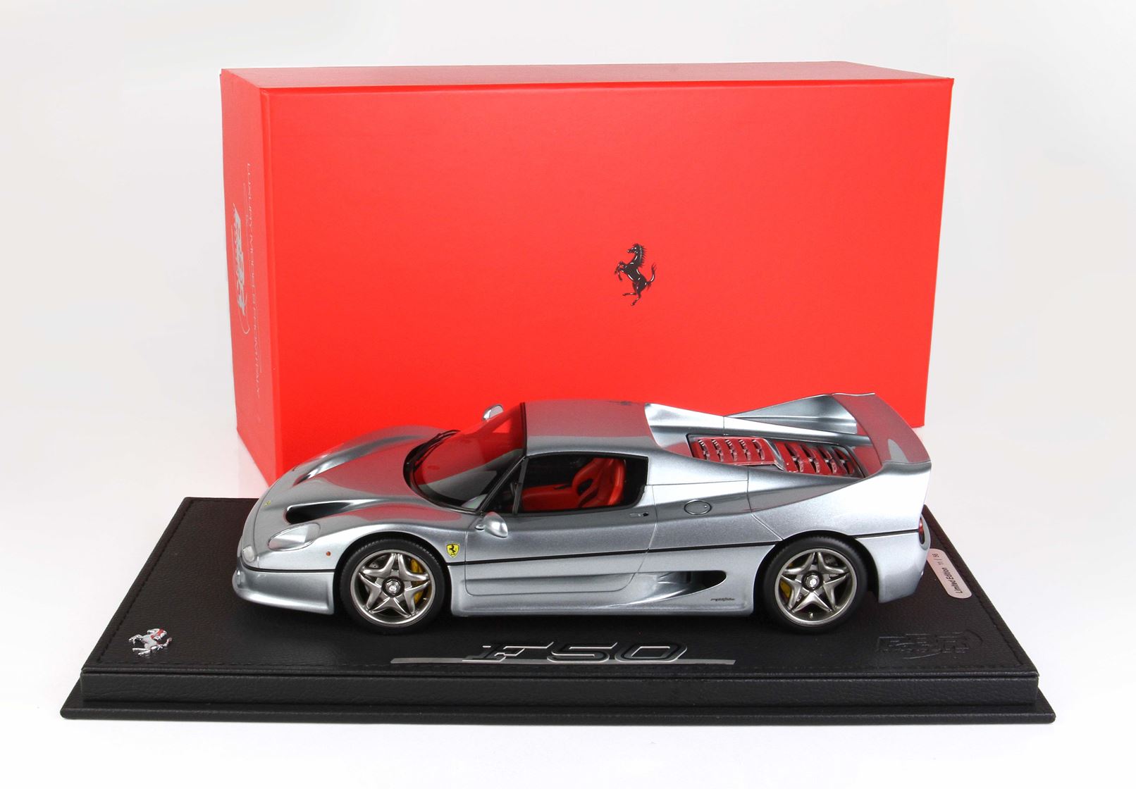 BBR Ferrari F50 escala 1:18 Metalico Gris Titanio