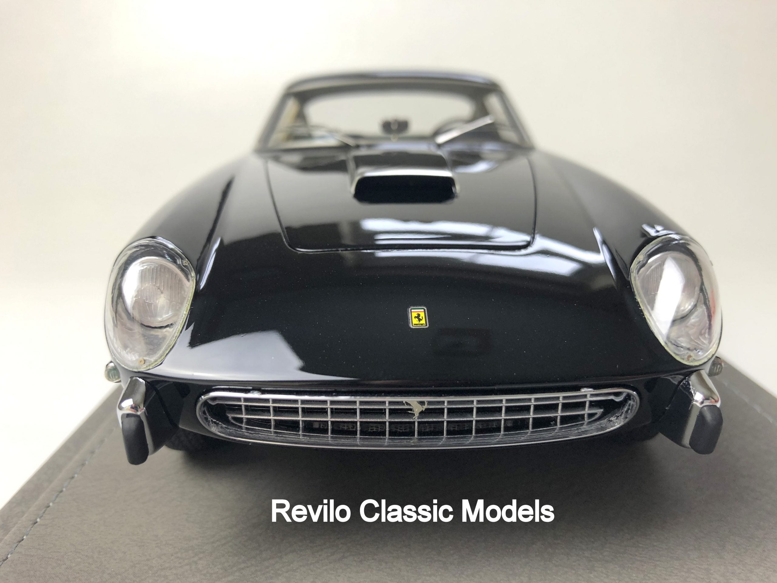 BBR escala 1:18 1957 Ferrari 250 GT Príncipe Bernardo de Holanda