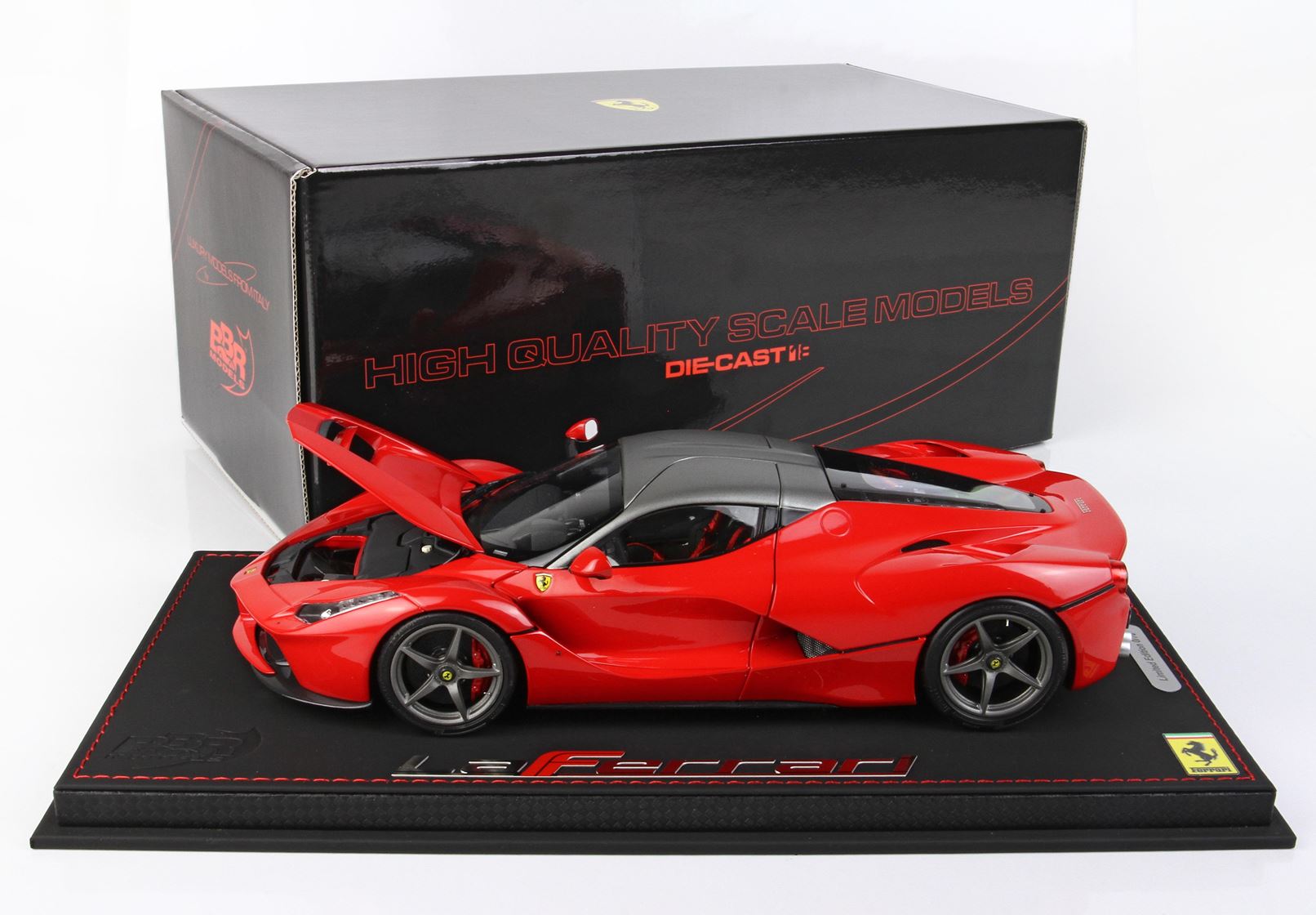 BBR La Ferrari escala 1:18 Diecast Red con techo gris