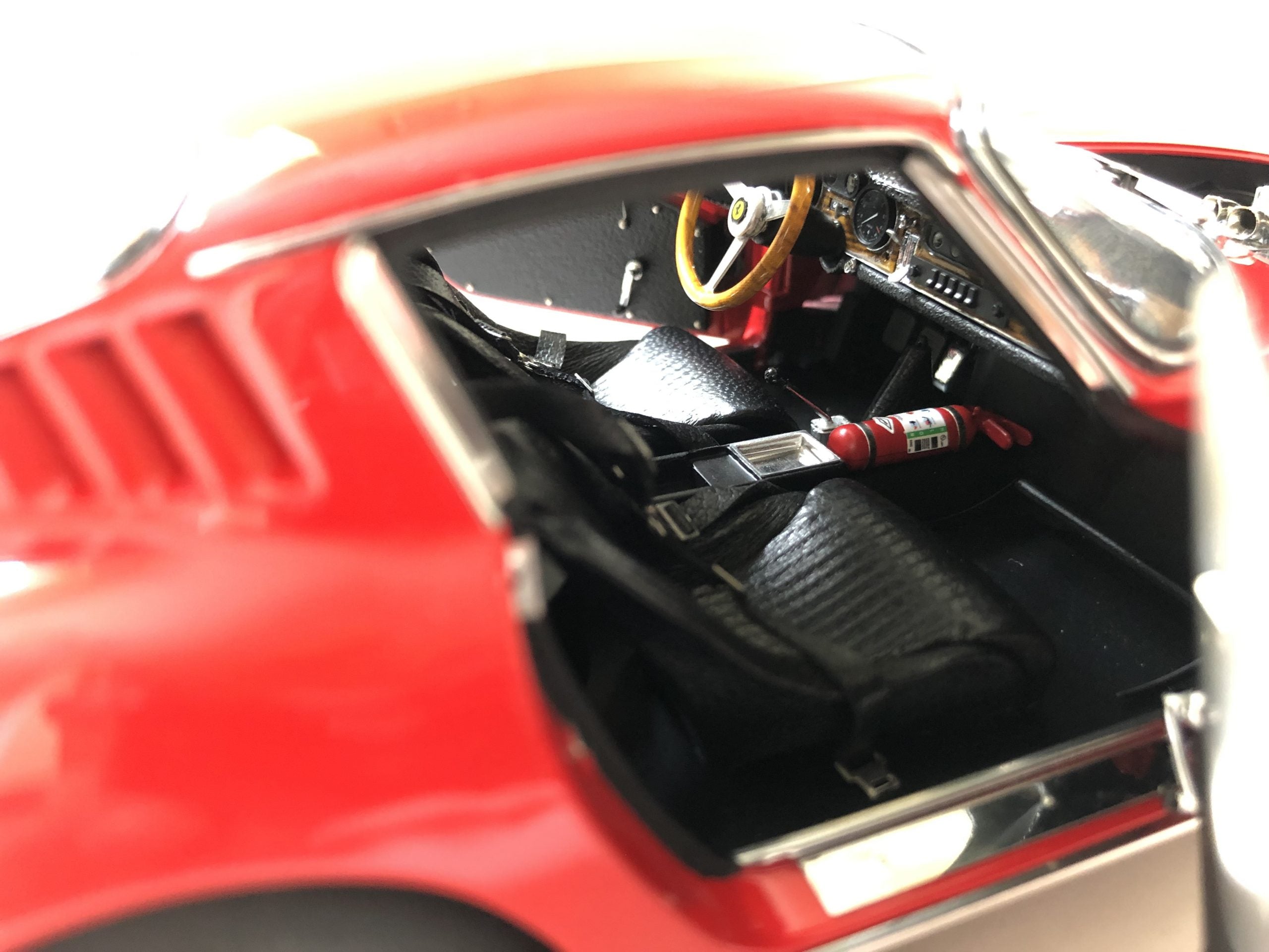 CMC M210 1:18 Ferrari 275 GTB/C Rojo