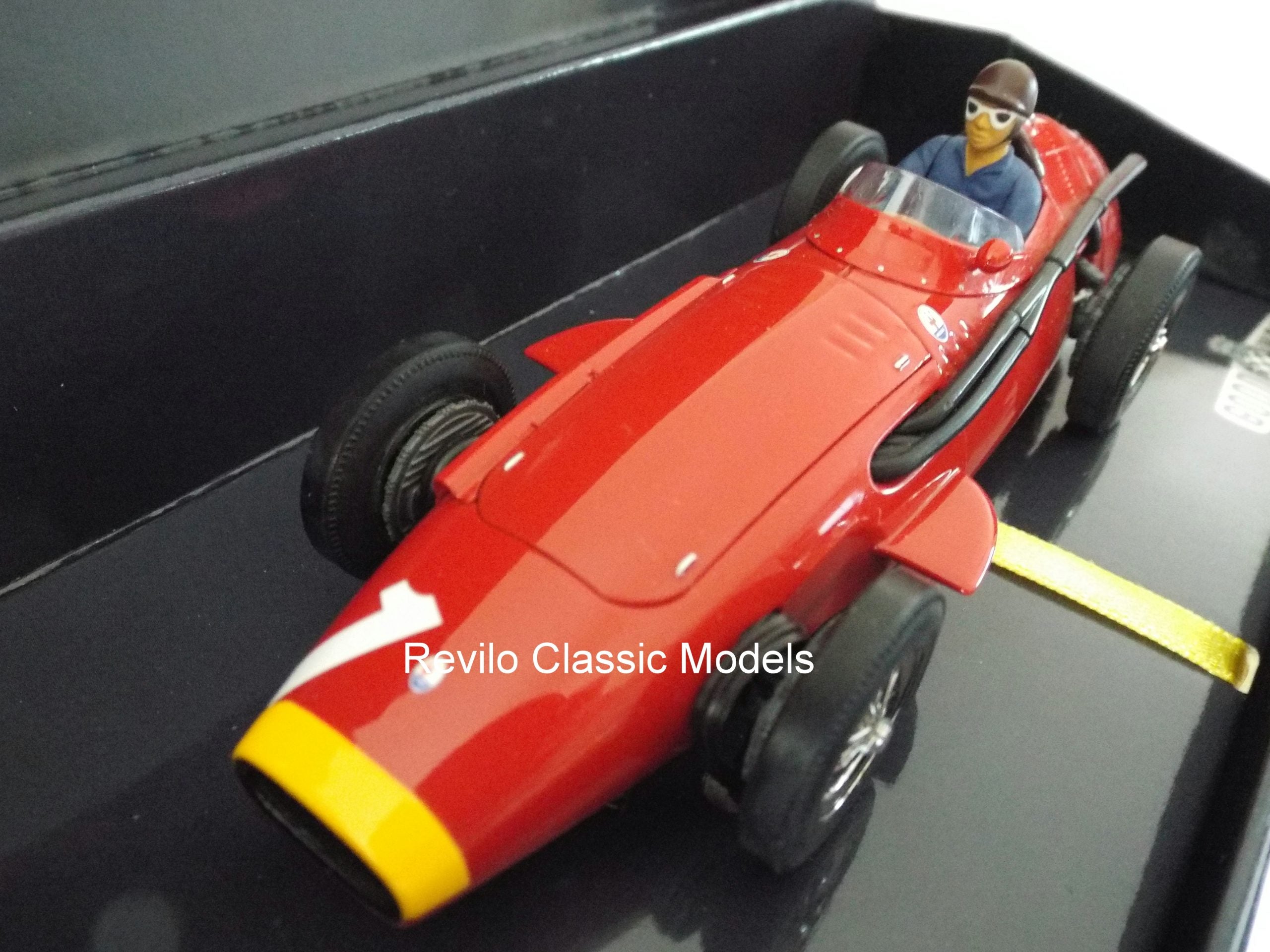 Scalextric Maserati 250F y Vanwall