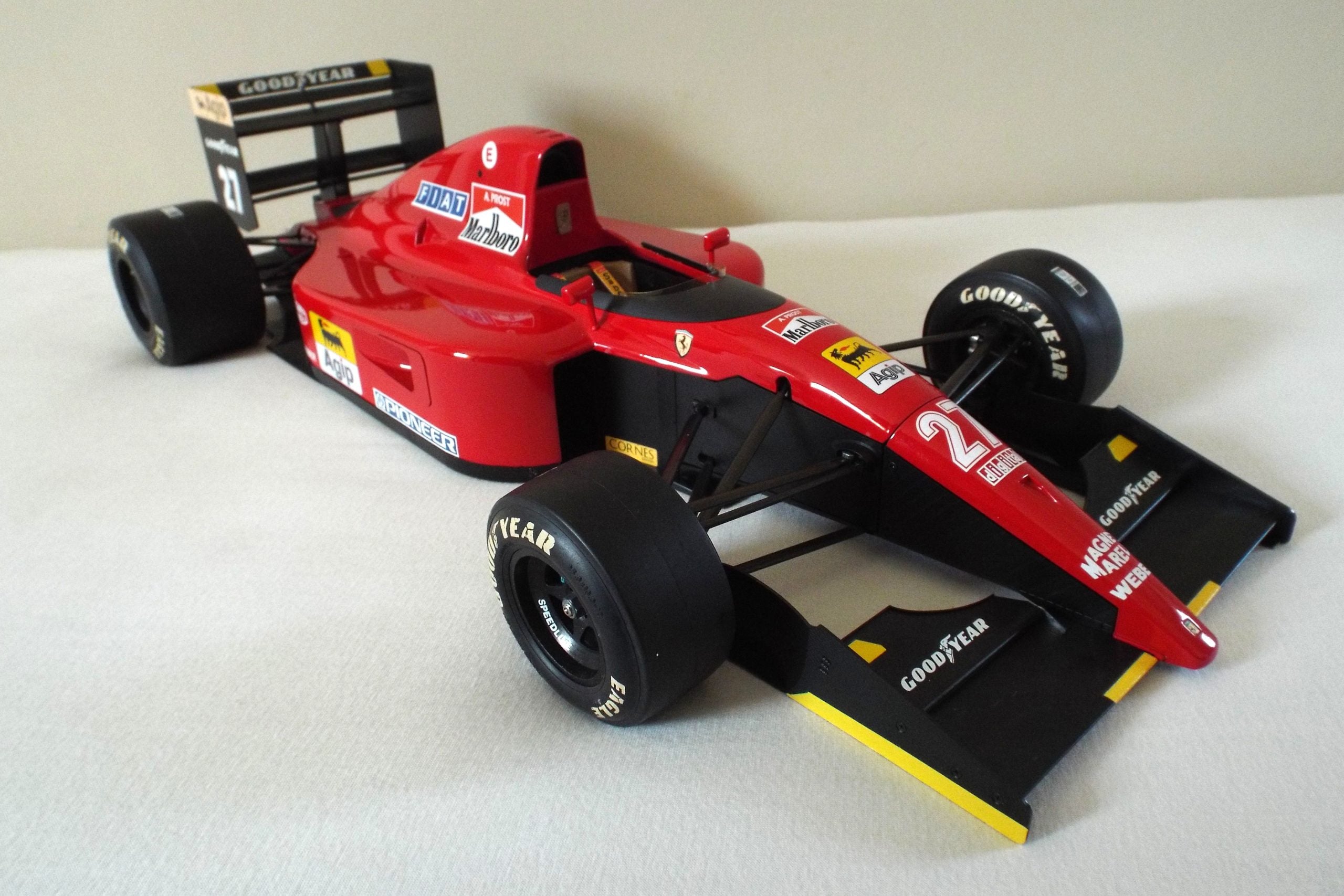 Rosso 1:8 scale Ferrari 643 – Revilo Model Cars
