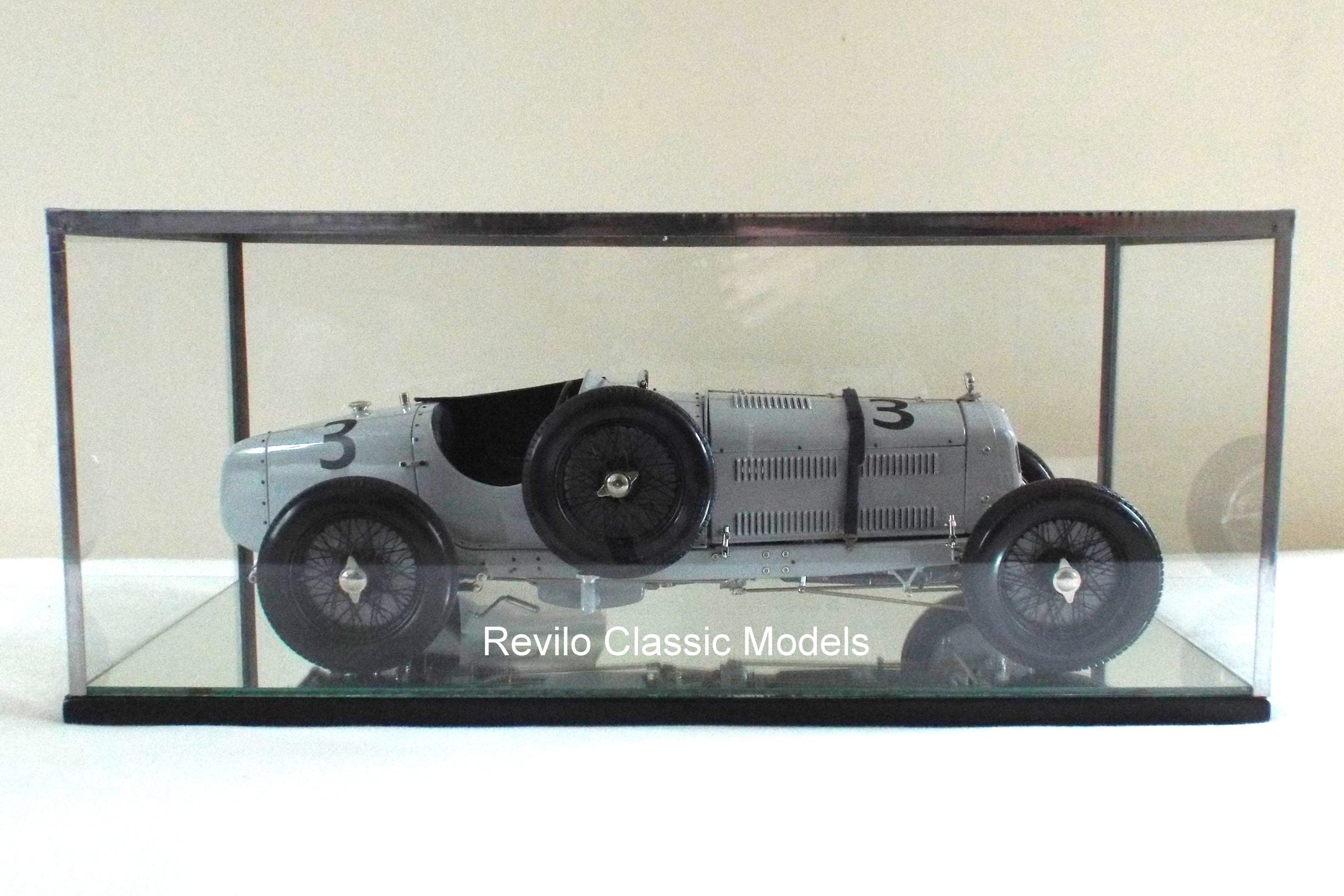 Pocher 1:8 scale Alfa Romeo 8C 2300 'Monza'