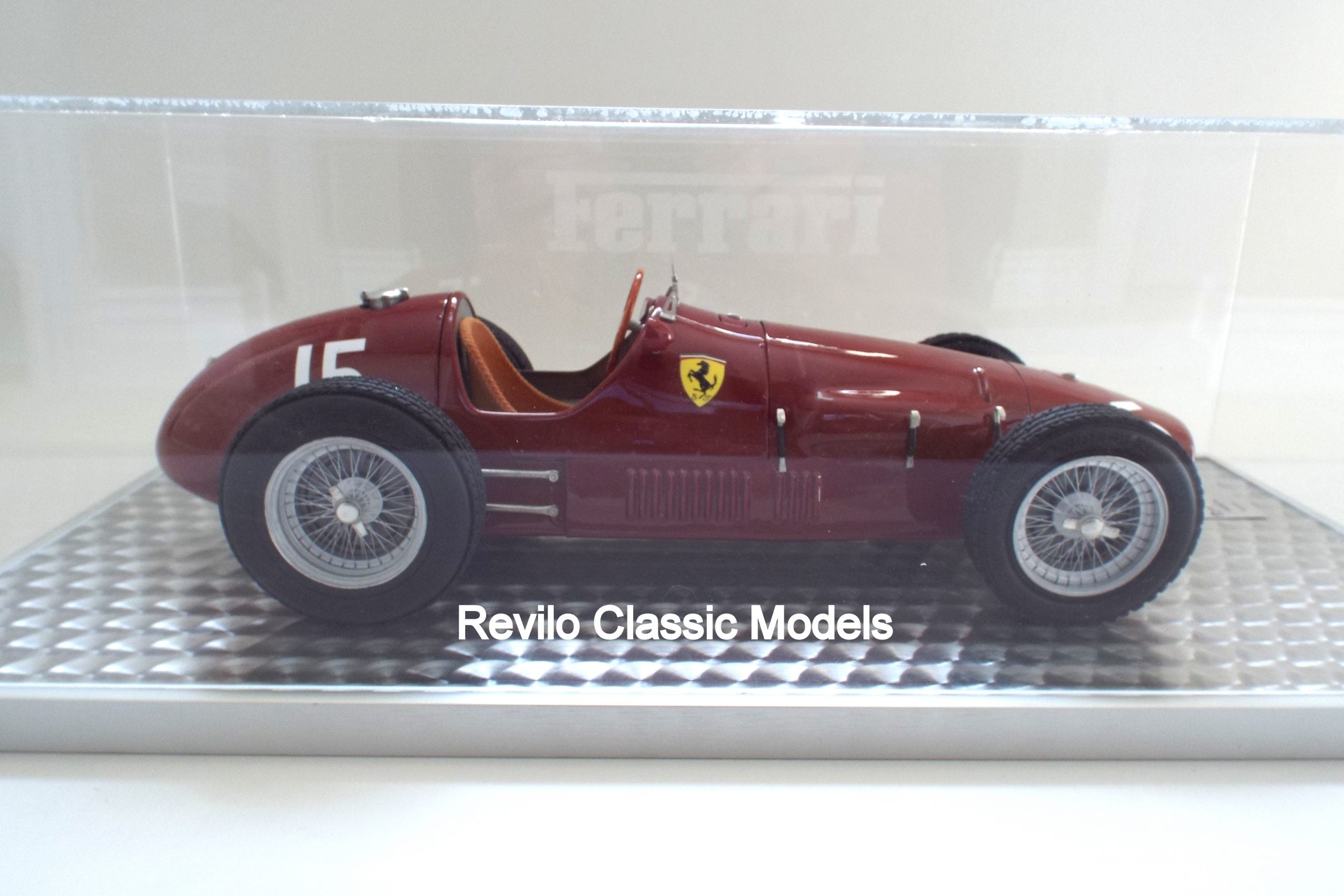 Ferrari Tipo 500 F2 1952 1:8 scale model