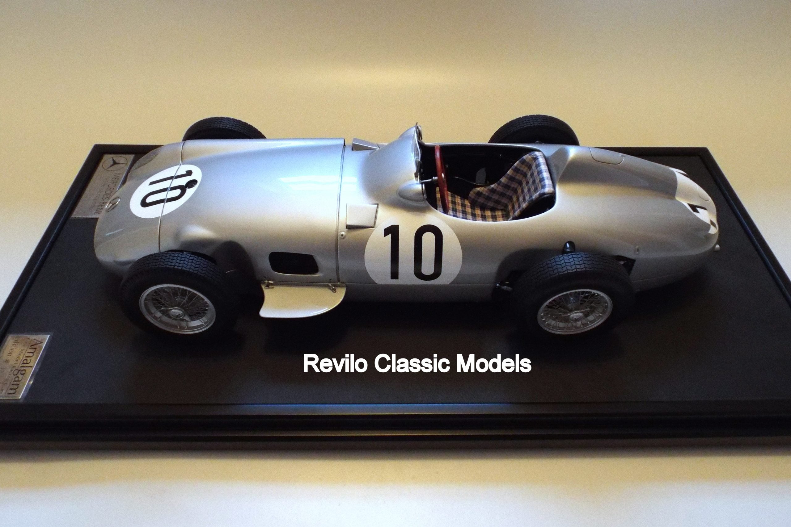 Amalgam 1:8 scale Mercedes W196