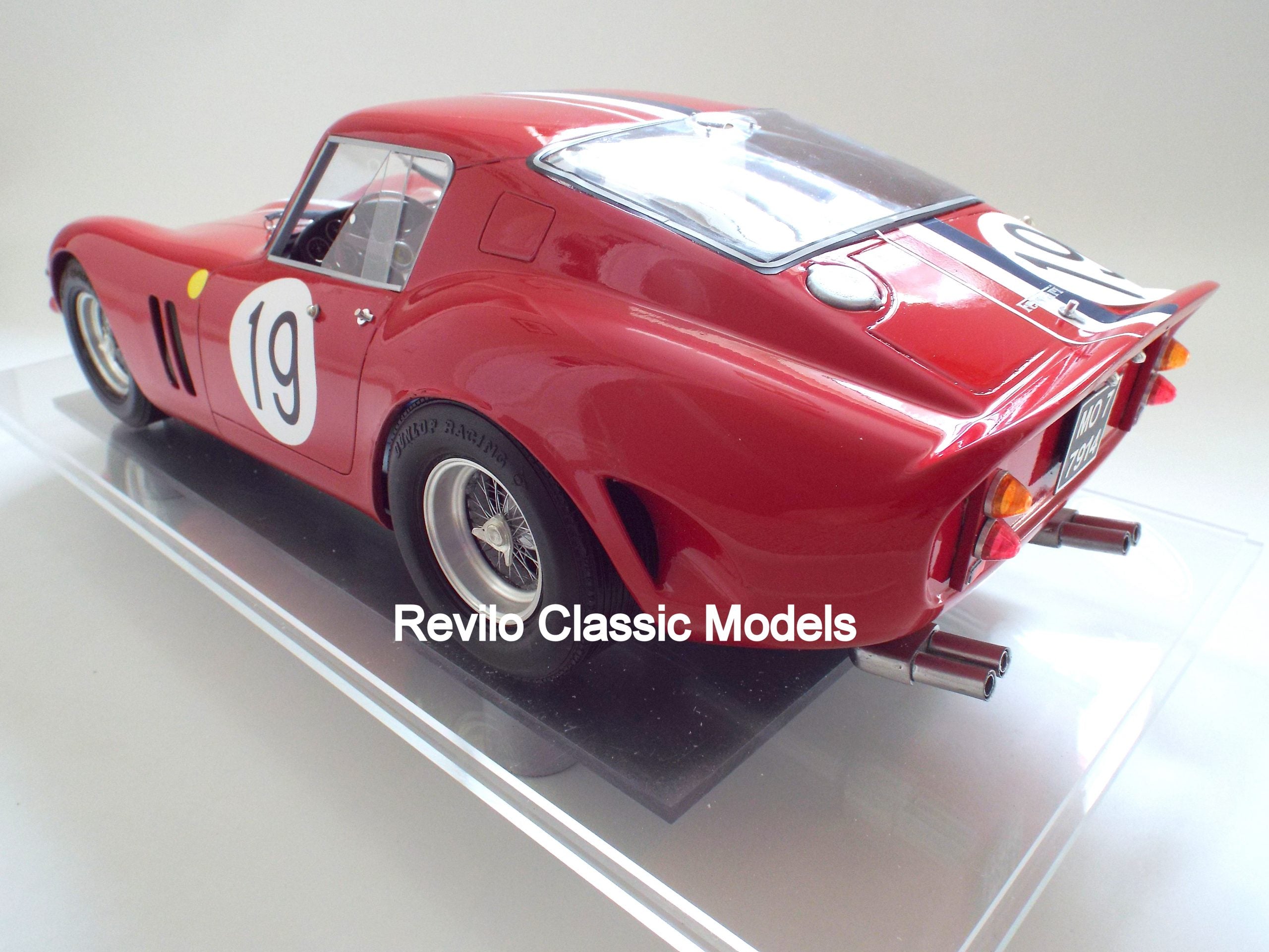 Javan Smith 1:8 Scale Ferrari 250 GTO