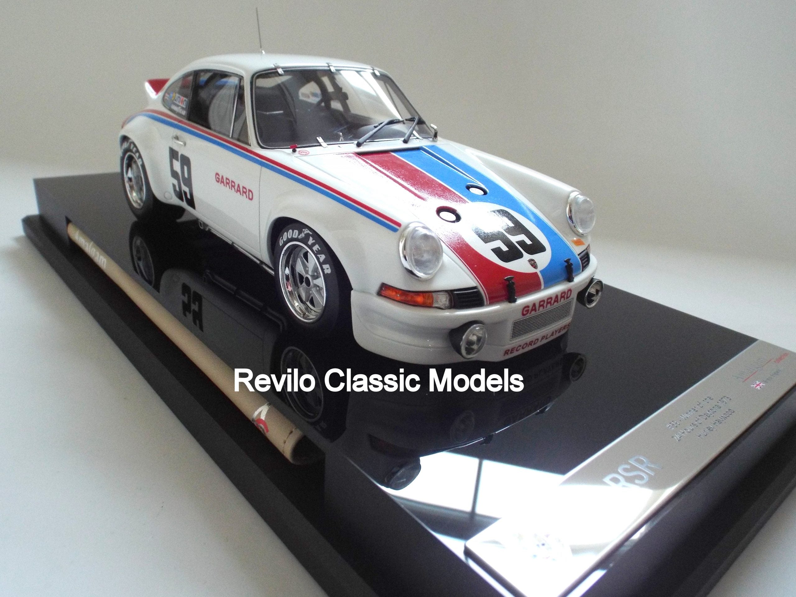 Amalgam Porsche 911 RSR 1973 1:18 scale