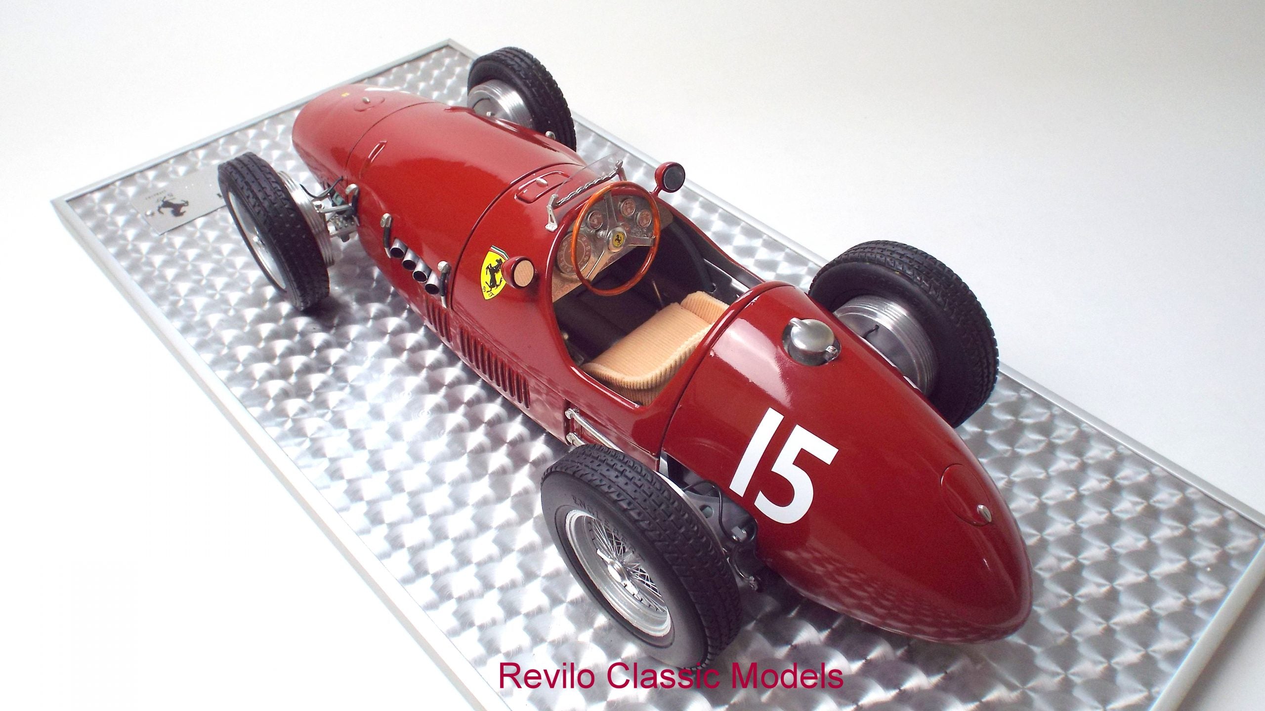 Javan Smith 1:8 scale Ferrari 500 F2