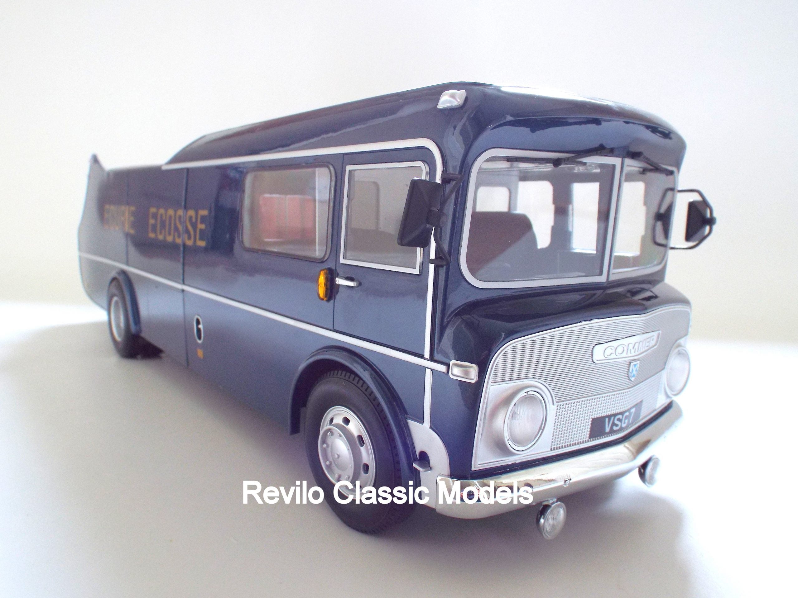 1959 Ecurie Ecosse Race Transporter escala 1:18