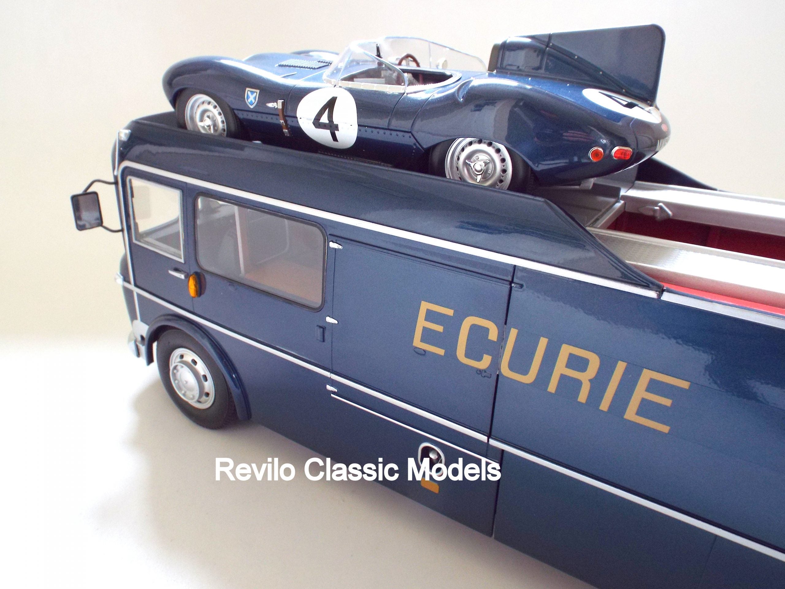 1959 Ecurie Ecosse Race Transporter escala 1:18