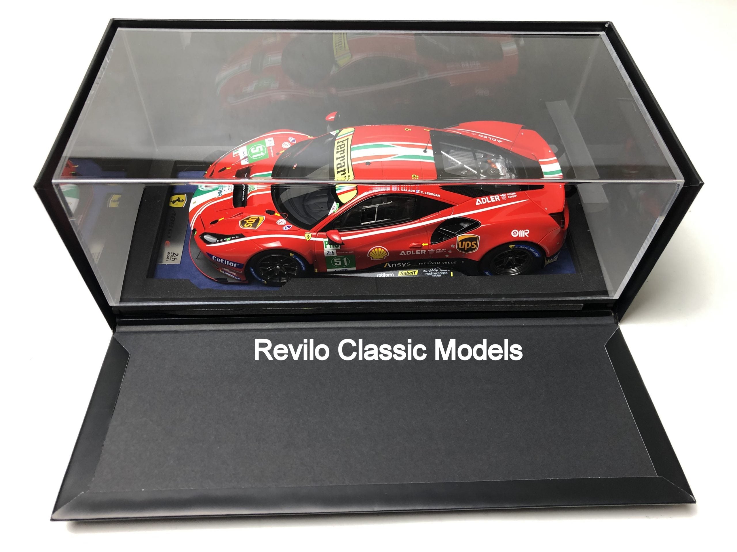 Ferrari 488 GTE ganador de la clase Le Mans #51 escala 1:18