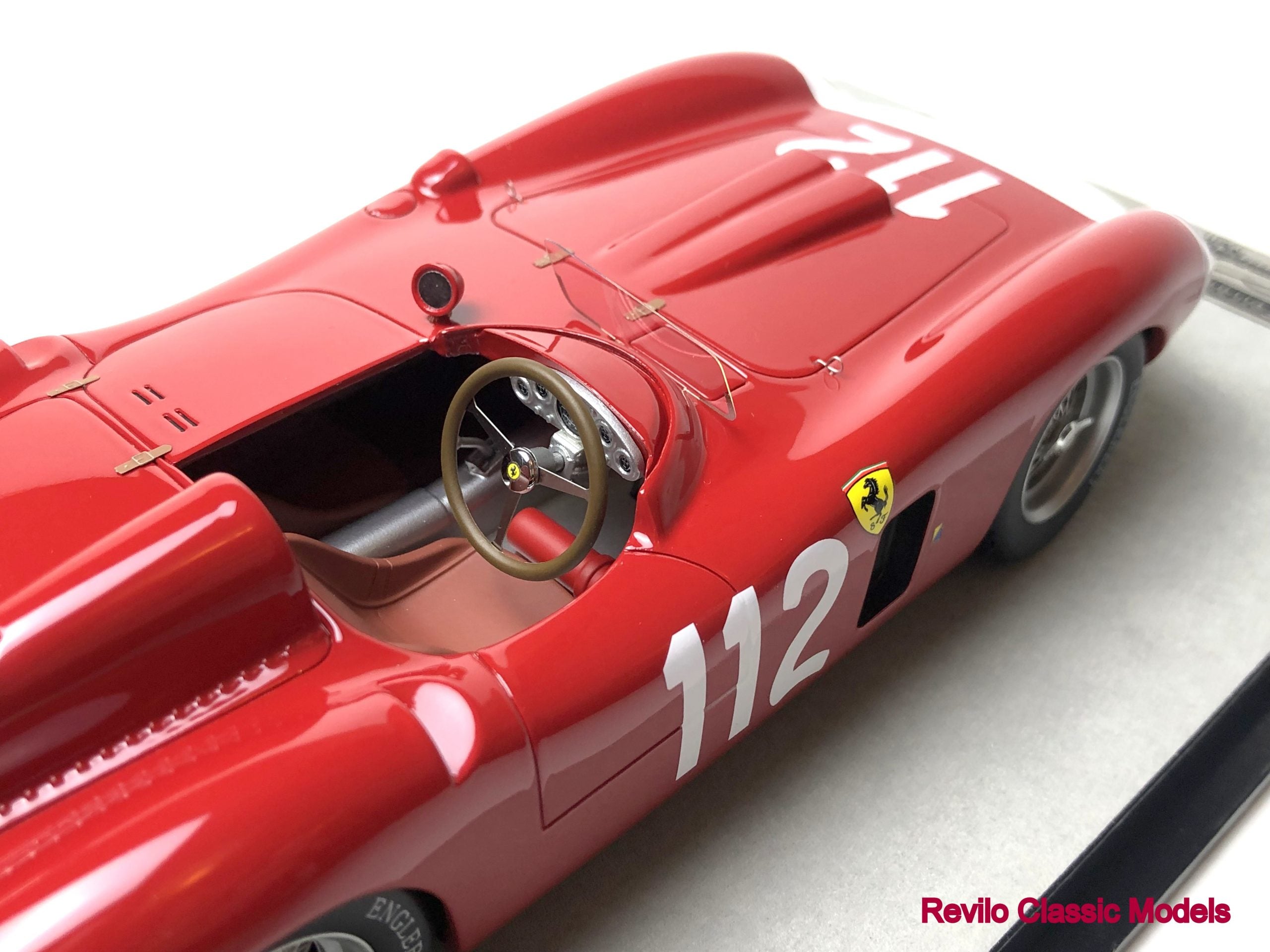 Ferrari 860 Monza Targa Florio 1956 escala 1:18