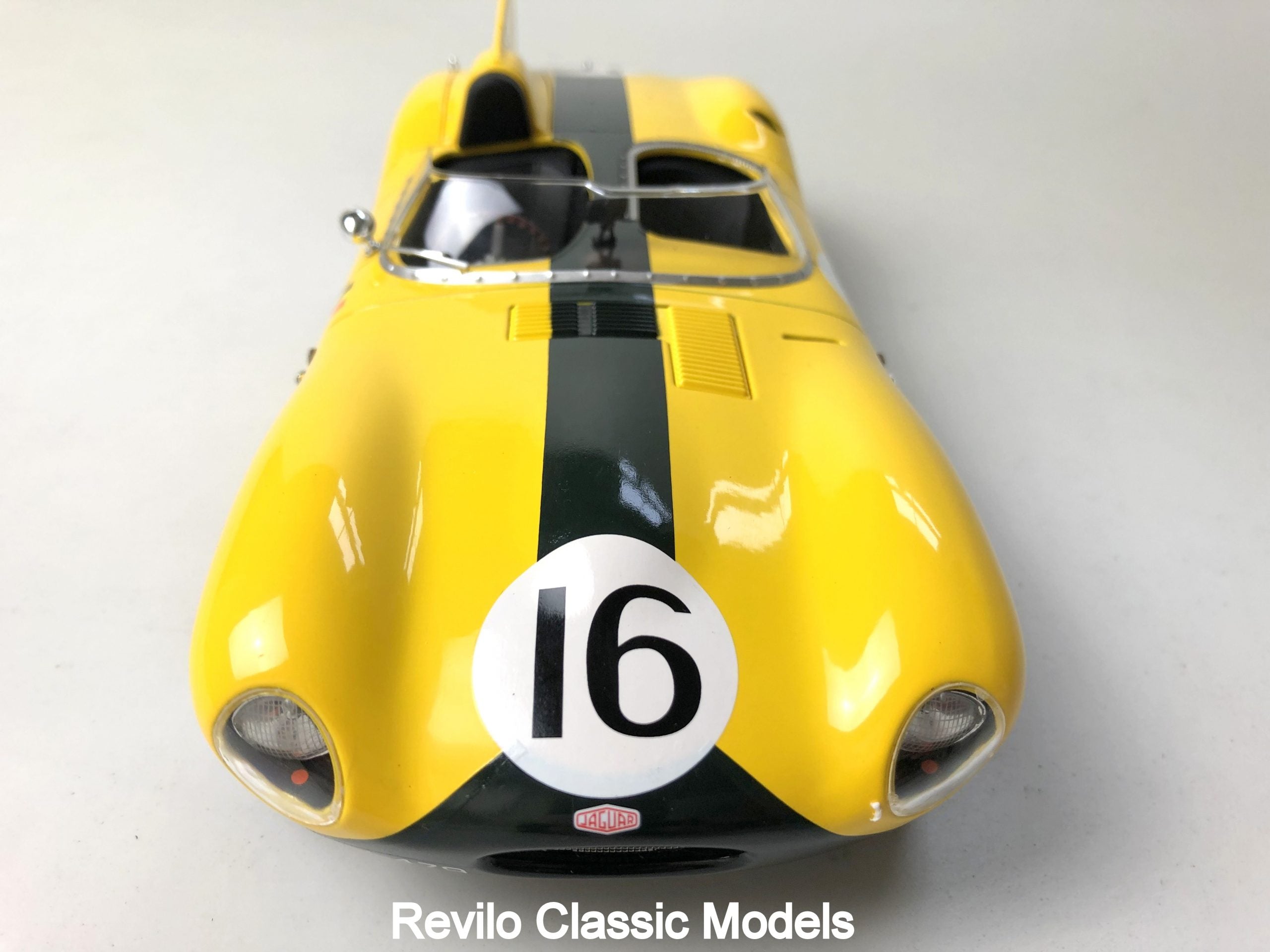 1957 Jaguar D Type 1:18 Le Mans 4th Place