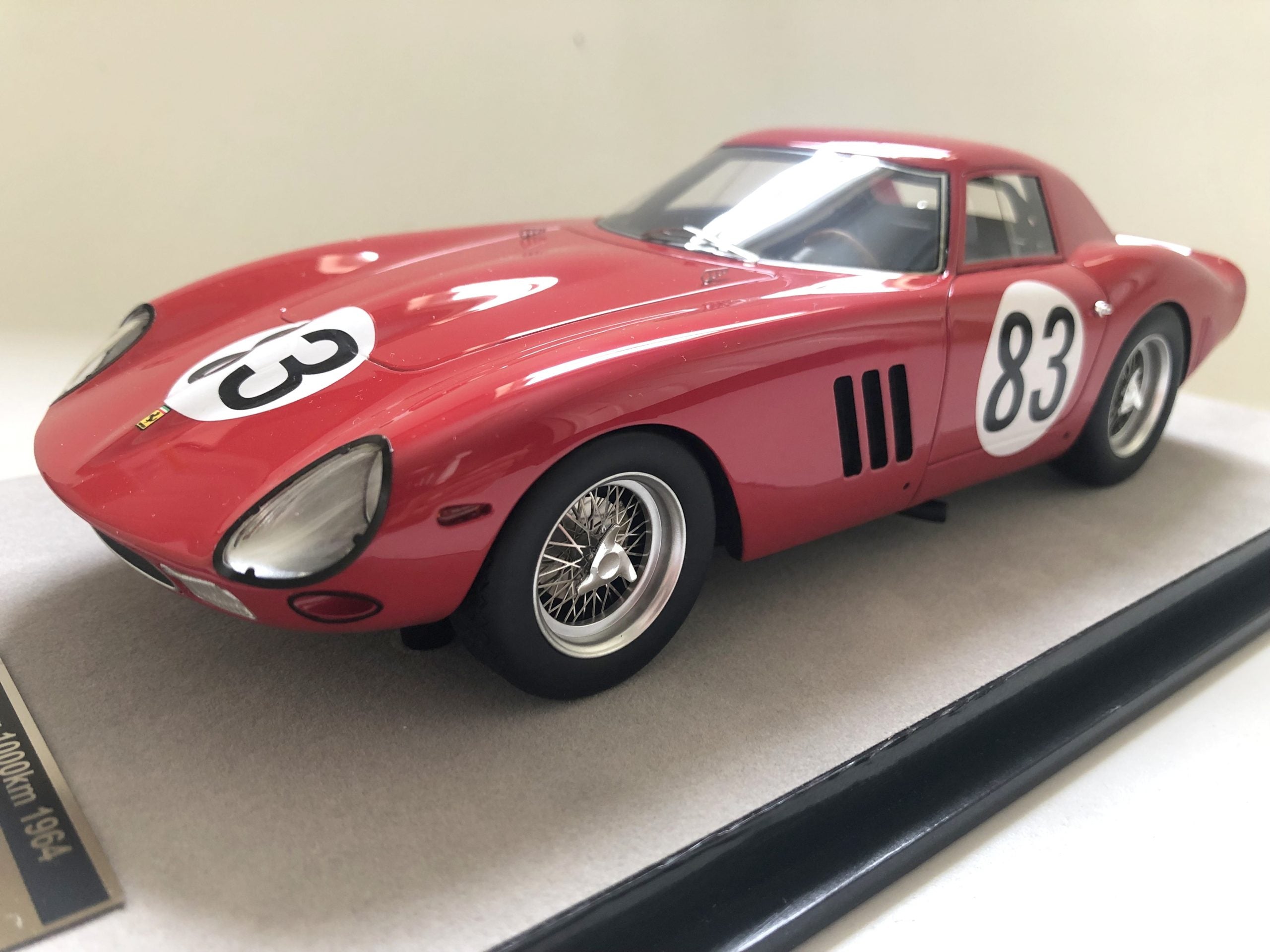 Ferrari 250GTO escala 1:18 1964 Nurburgring 1000kms