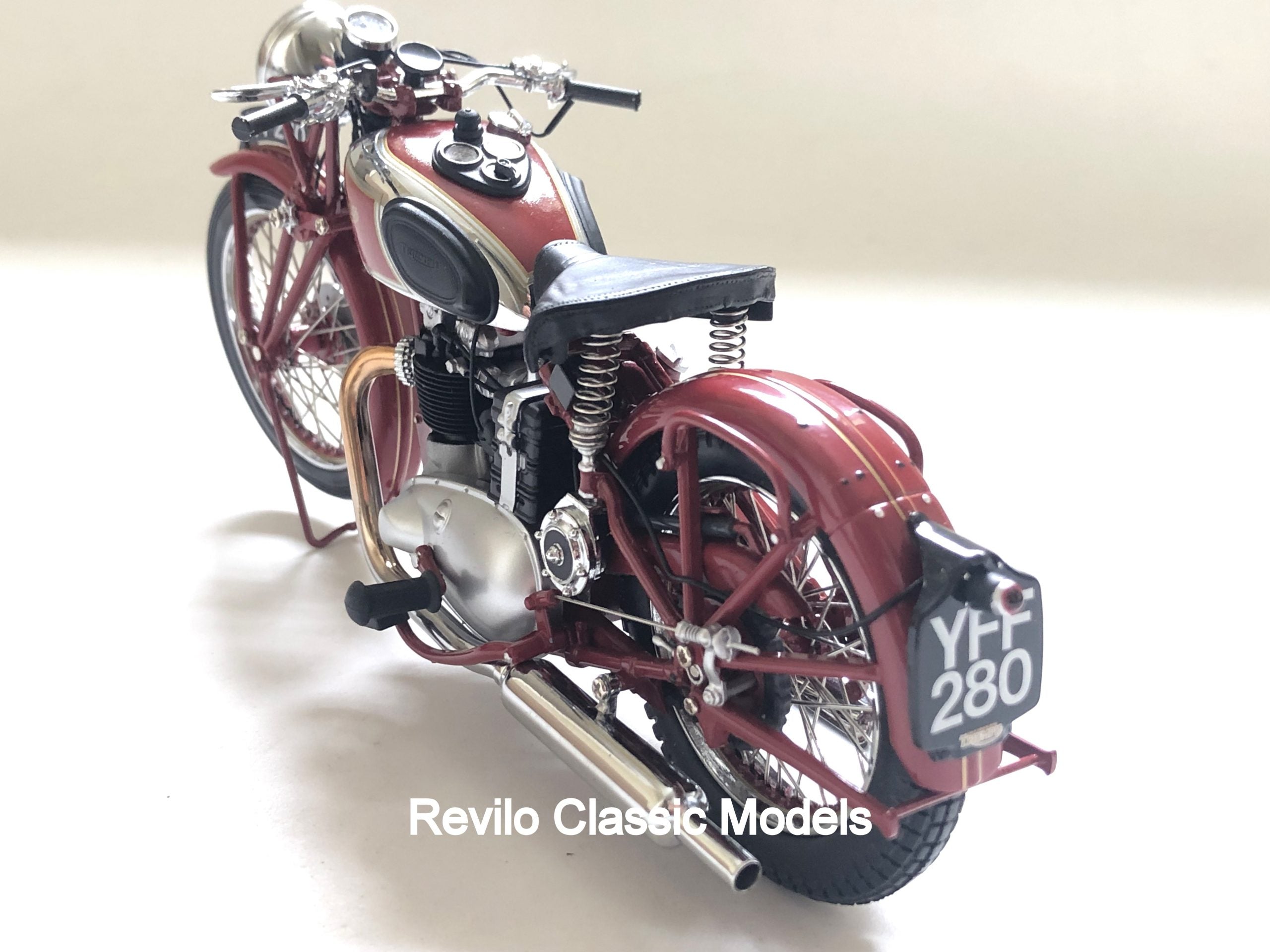 1:12 scale Triumph Speed Twin by Minichamps