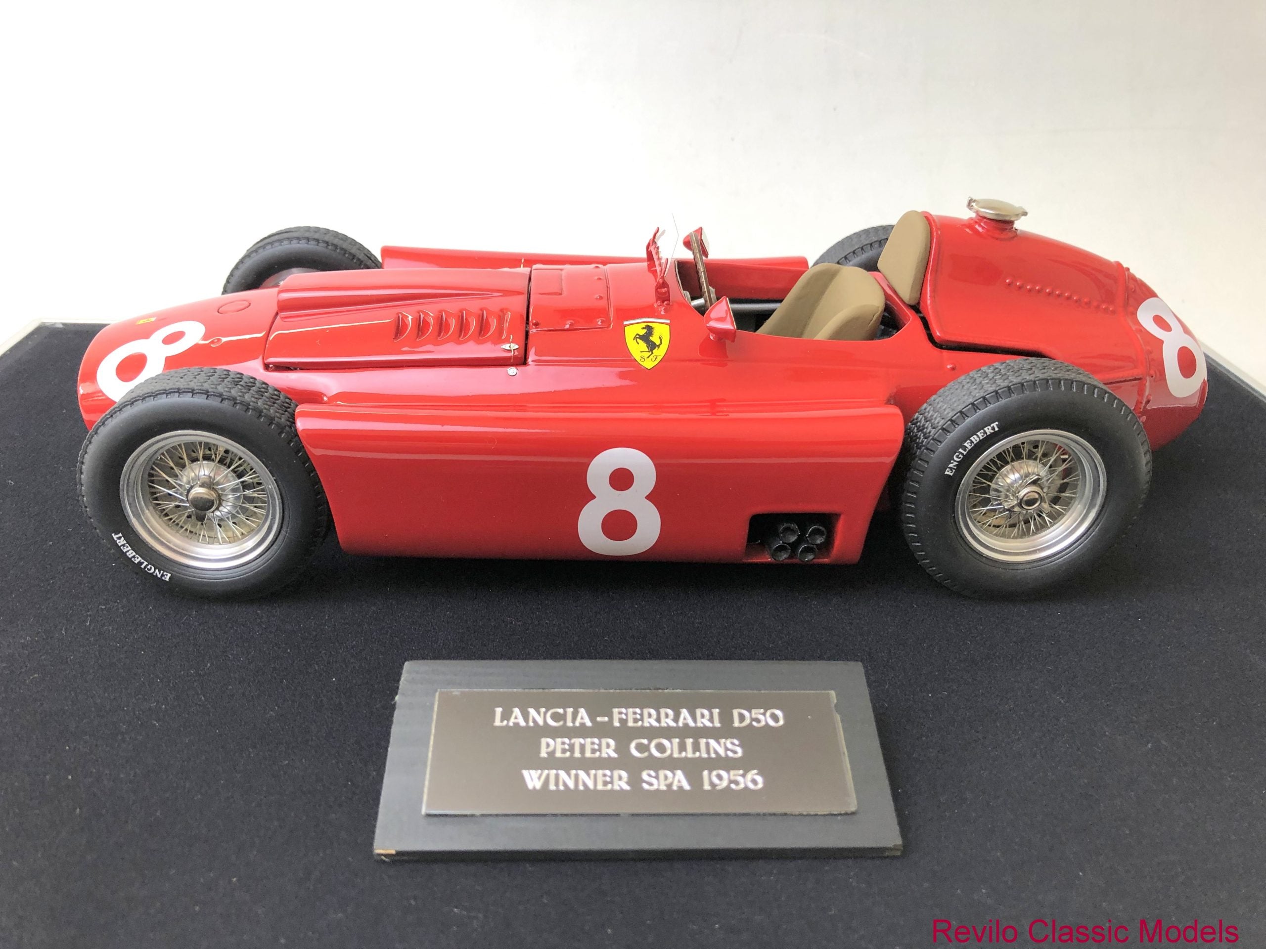 Escala 1:12 1956 Ferrari/Lancia D50