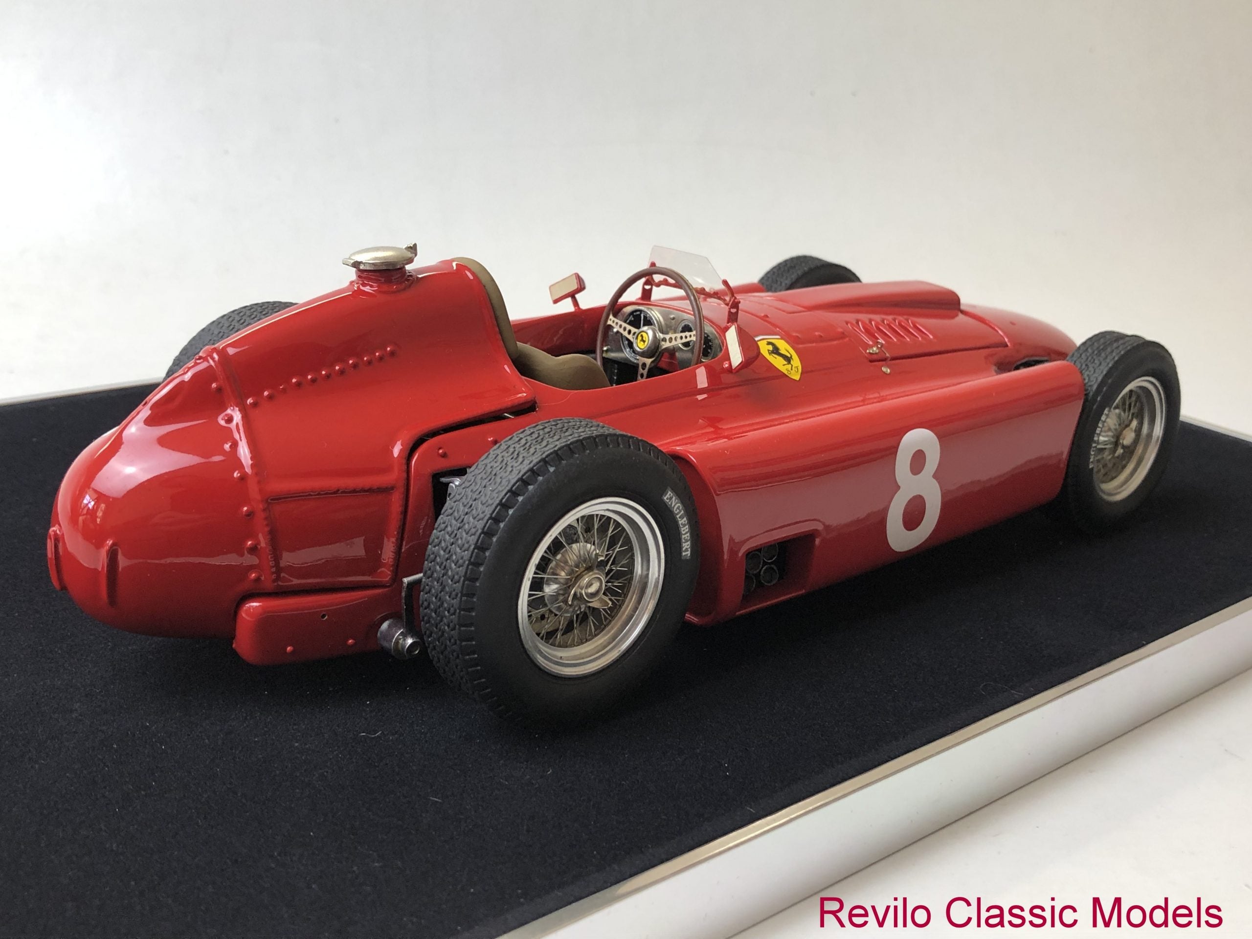 Escala 1:12 1956 Ferrari/Lancia D50