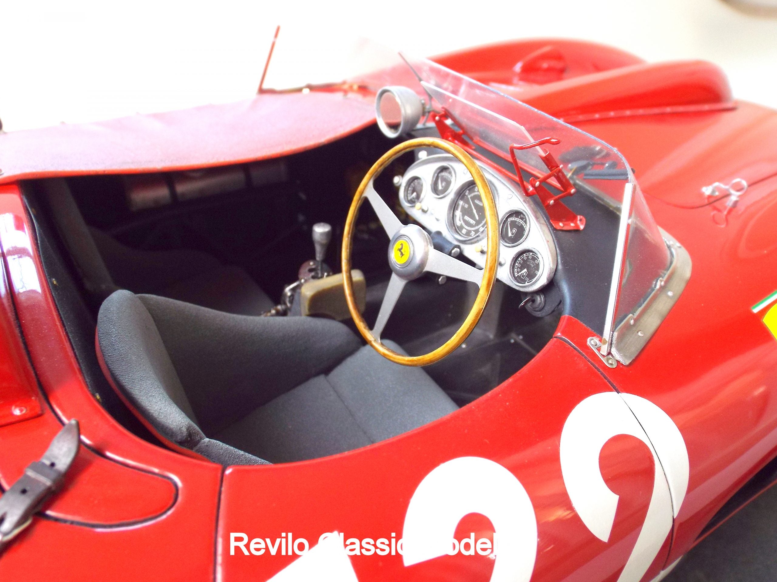 Patrice de Conto escala 1:8 Ferrari 315S 1957 Mille Miglia